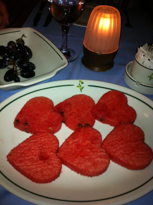 So sehensehr gute Wassermelonen aus Sirene Belek Hotel