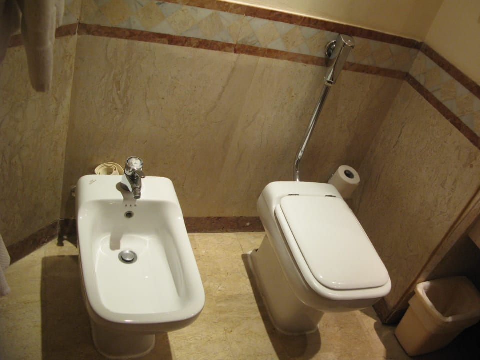 Badausstattung Continental Hotel Hurghada