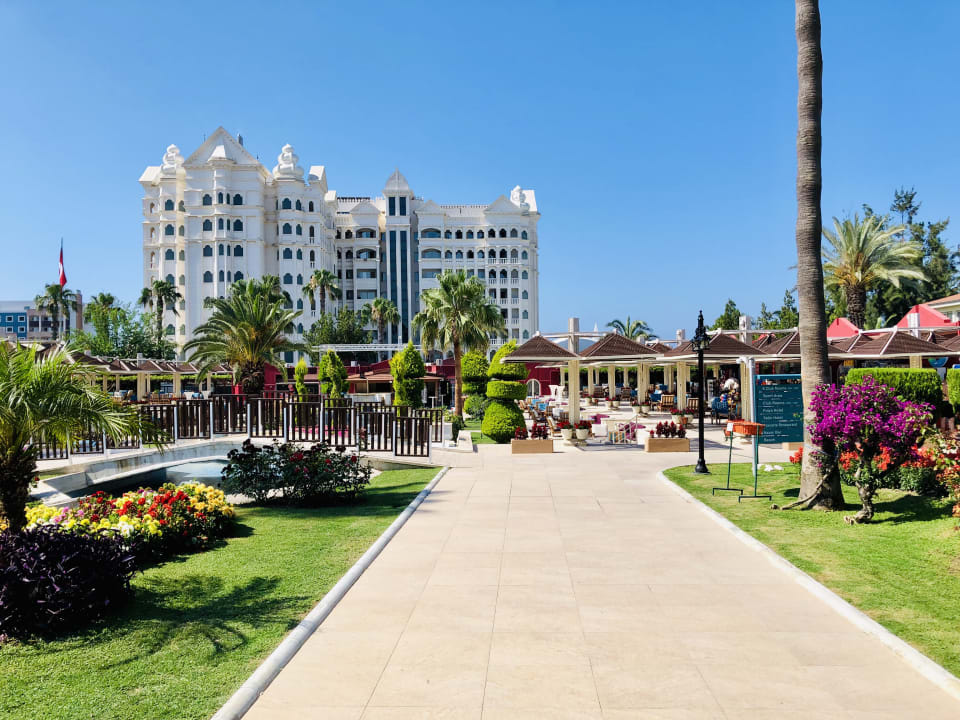 Außenansicht Kamelya Aishen Club