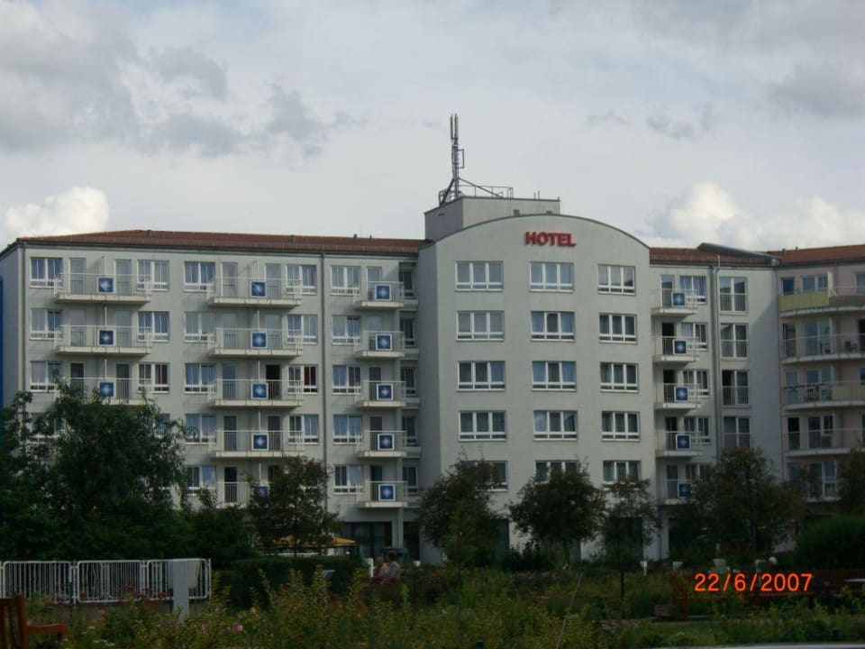 Hotel- Innenhof Hotel Ascot-Bristol