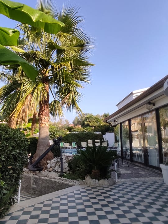 Außenansicht Hotel Marinella