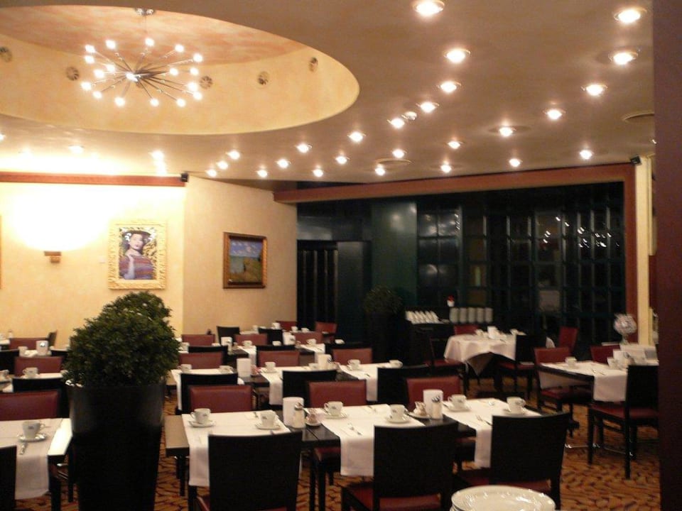 Frühstücksraum Hotel Monopol Luzern