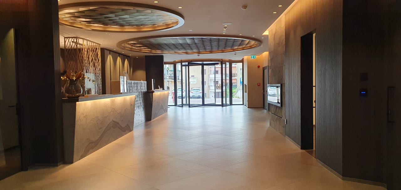 Lobby Hotel Ideal Park