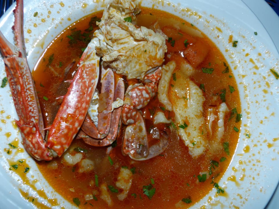 Eine sehr gute Fischsuppe SUNRISE Royal Makadi Resort