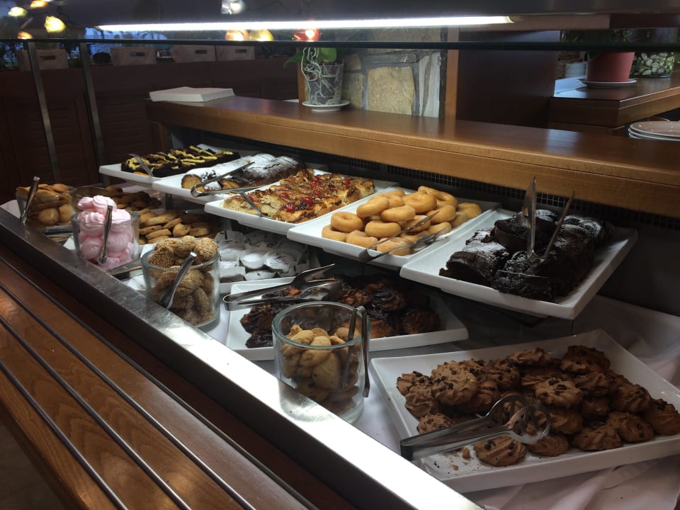 Buffet Anthemus Sea Beach Hotel & Spa