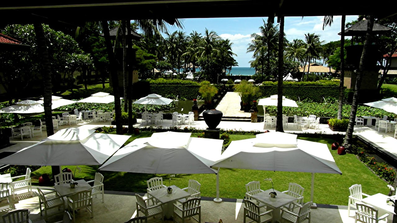 Blick von der Lobby Richtung Meer InterContinental Bali Resort