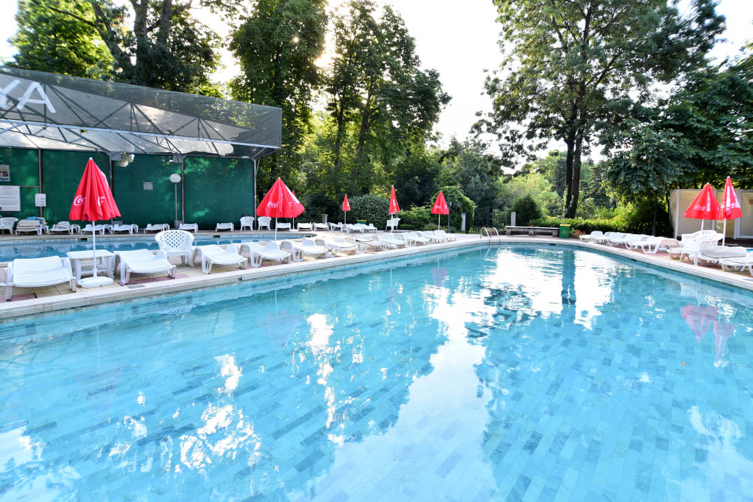 Pool Hotel Estreya Residence