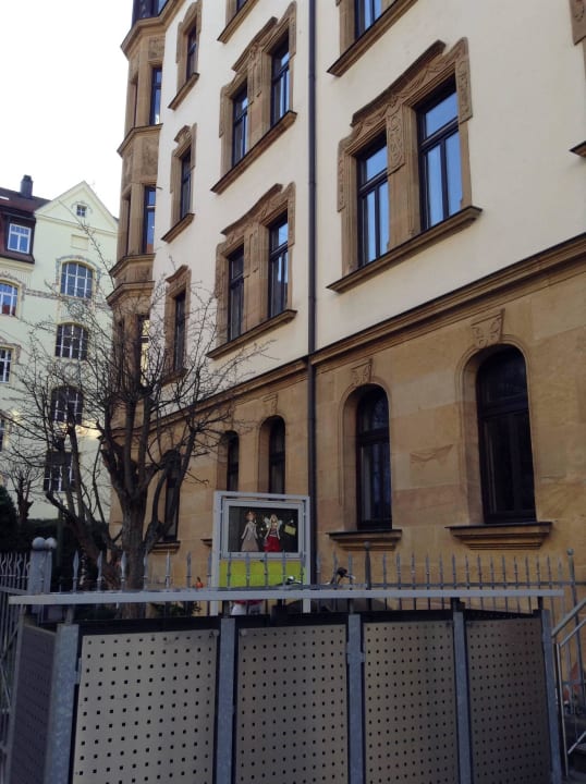 Appartment von außen Appartments Klein - Blumenthal Straße