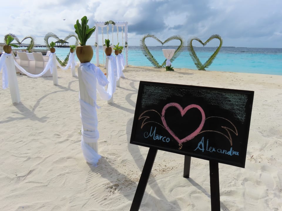 Strand Adaaran Select Meedhupparu Island Resort - Premium All Inclusive