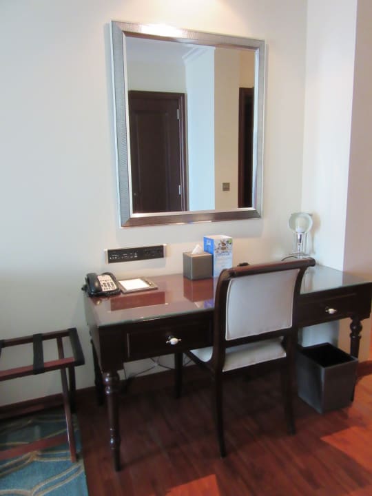 Zimmer Ajman Saray, a Luxury Collection Resort