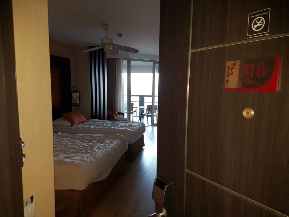 Zimmer Limak Lara Deluxe Hotel & Resort
