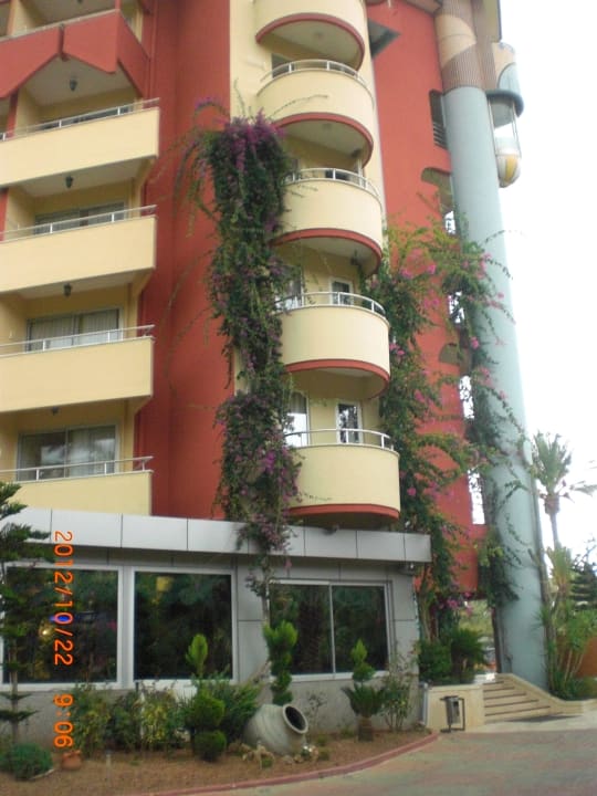 Eingang Hotel Saphir Hotel & Villas