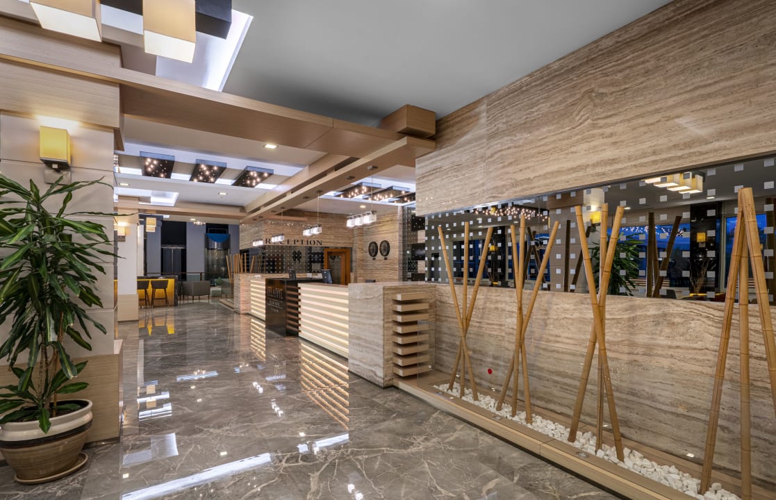 Lobby Telatiye Resort