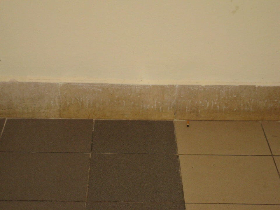 Die Kippe lag mehrere Tage in der Ecke Calimera Yati Beach