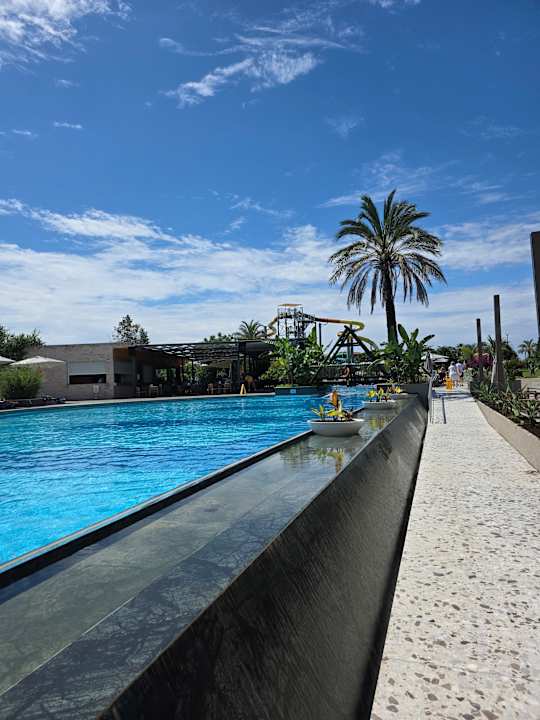 Pool TUI BLUE Xanthe