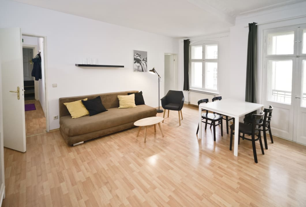 Zimmer Old Town Apartments