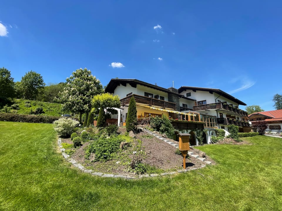 Außenansicht Gasthof Pension Fischerstüberl