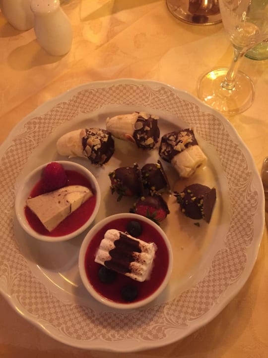 Dessert vom Buffet  Wellnesshotel Zechmeisterlehen