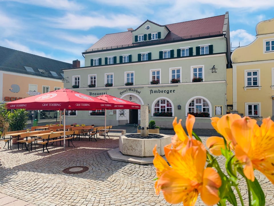Außenansicht Hotel Brauereigasthof Amberger