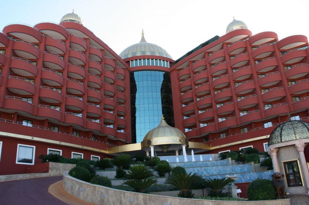 Hotel Delphin Palace (Lara) Straßenansicht Hotel Delphin Palace