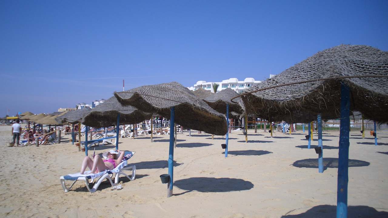Schöner Strand Hotel Yasmine Beach Resort