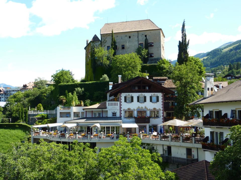 Terrasse Schlosswirt Hotel Schlosswirt