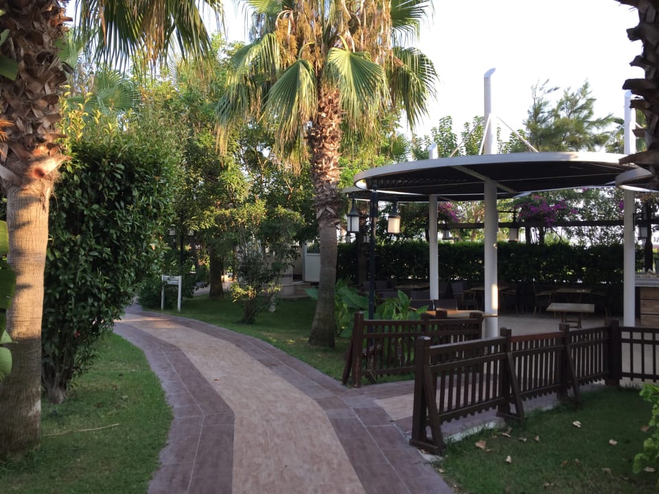 Gartenanlage Sunis Evren Beach Resort Hotel & Spa