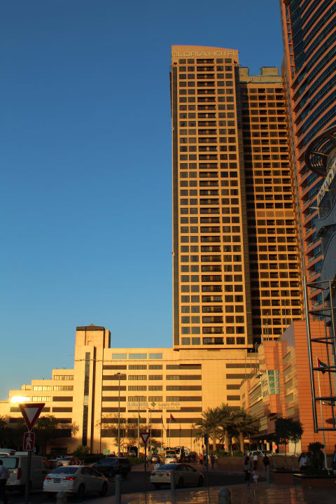 Außenansicht Two Seasons Hotel & Apartments