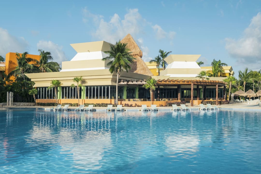 Pool Iberostar Selection Paraiso Maya Suites