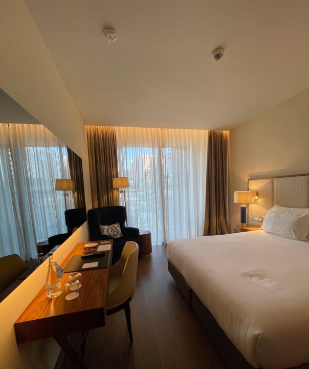 Zimmer Boeira Garden Hotel Porto Gaia, Curio Collection by Hilton