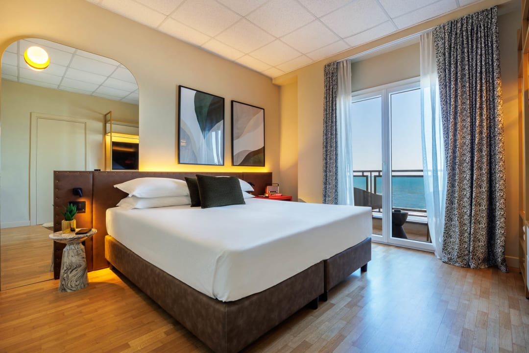 Zimmer Charlie Urban Hotel