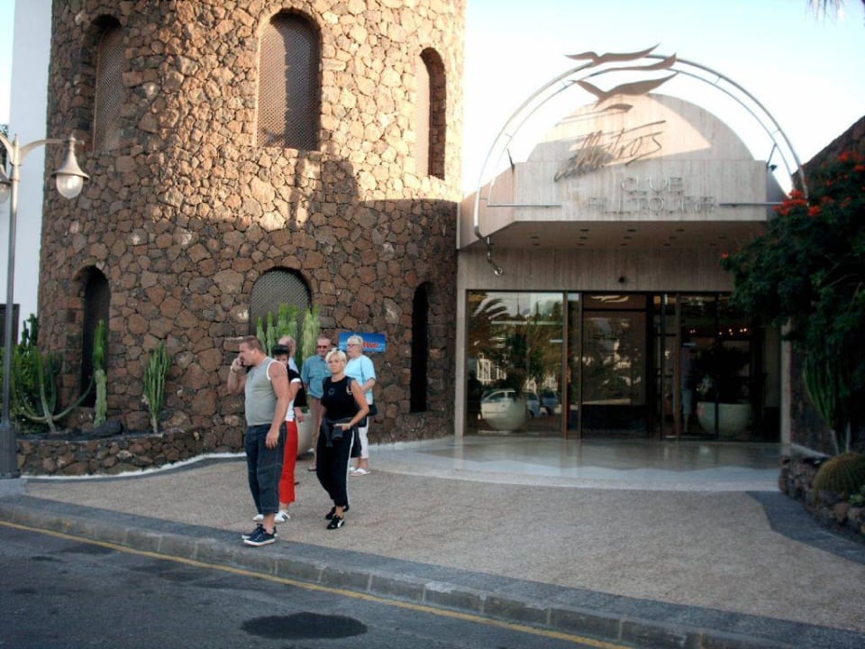 Hotelansicht vorne allsun App.-Hotel Albatros