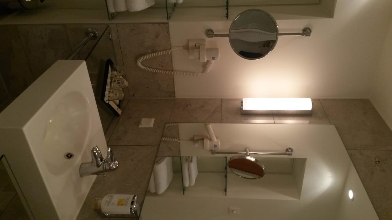 Moderner Waschtisch Best Western Premier Airporthotel Fontane BERlin
