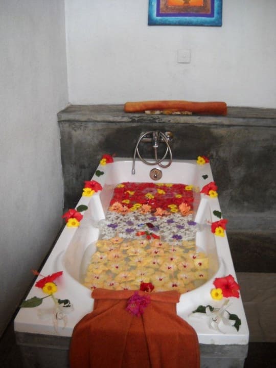 Blütenbad Villa Safira Villa Safira Ayurveda Residence