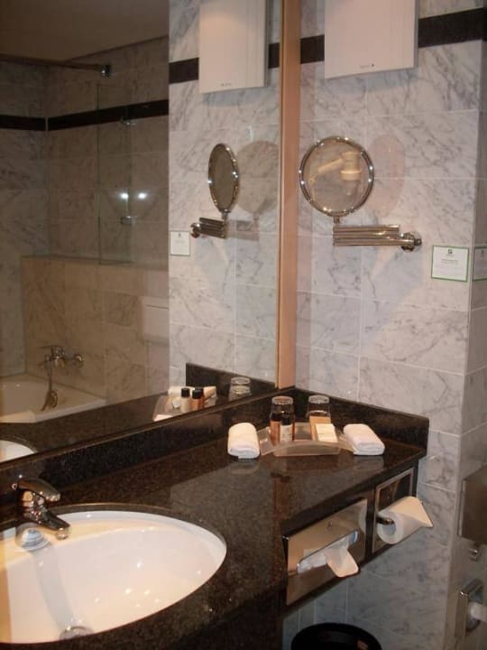 Bad Holiday Inn Berlin Airport - Conference Centre