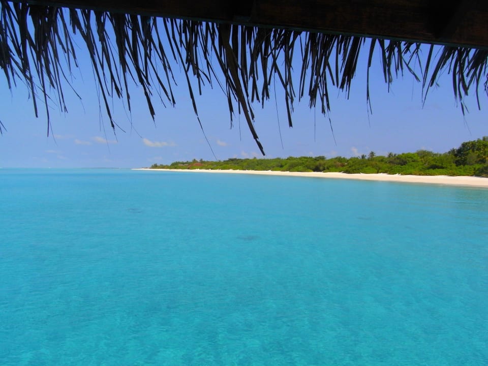 Blick auf die super Lagune Palm Beach Resort & Spa Maldives