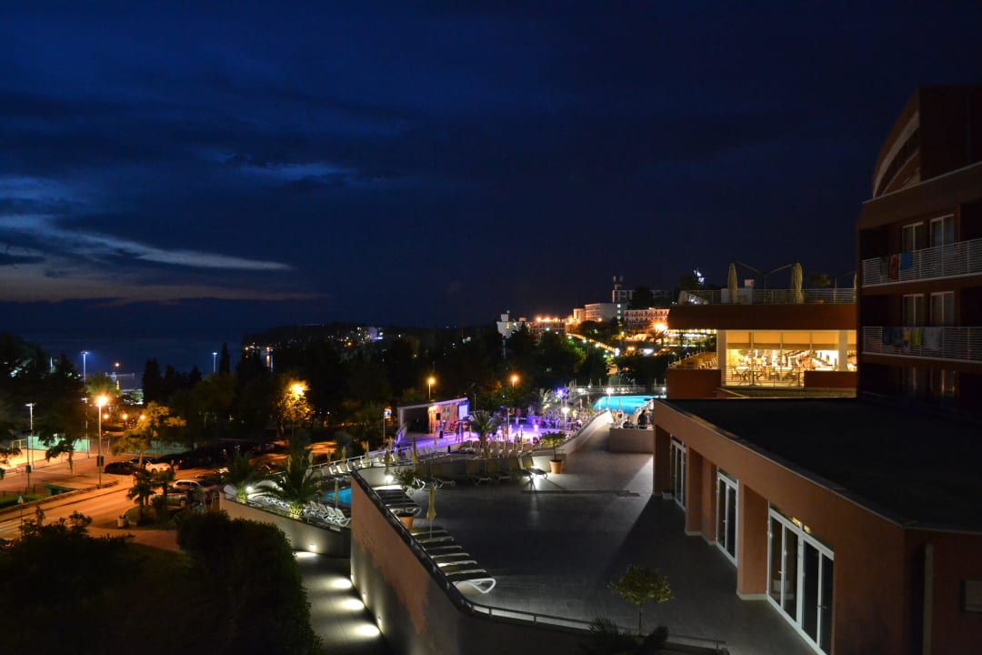 Zwie Pools und die Bar  Hotel Albatros Plava Laguna