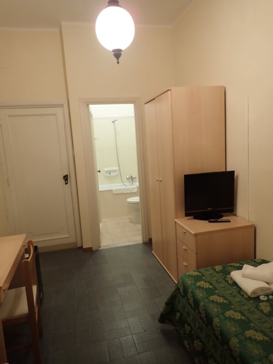 Zimmer Hotel Riviera