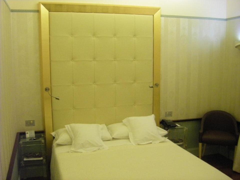 Bett Antares Hotel Rubens