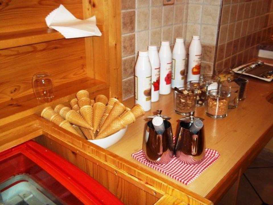 Nachspeisenbüffet Alphotel Tyrol