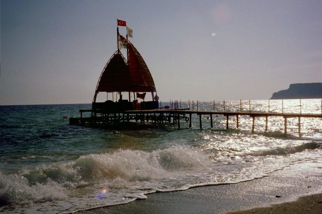 Strand Armas Gül Beach