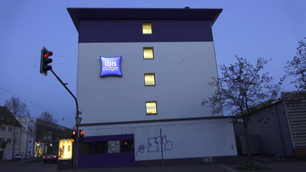 Außenansicht ibis budget Hotel Saarbrücken Ost