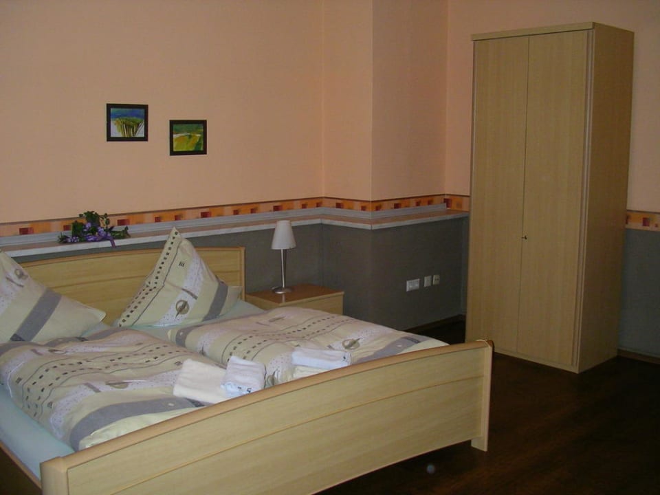 Doppelzimmer Nr. 11 Hotel Zur Auguststadt