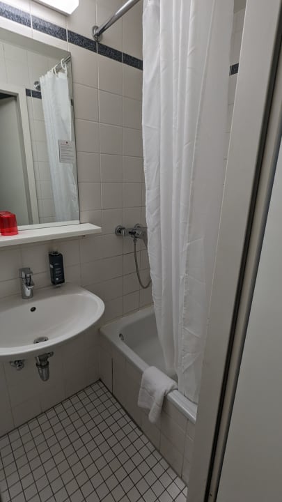 Zimmer acom Hotel Berlin Kurfürstendamm