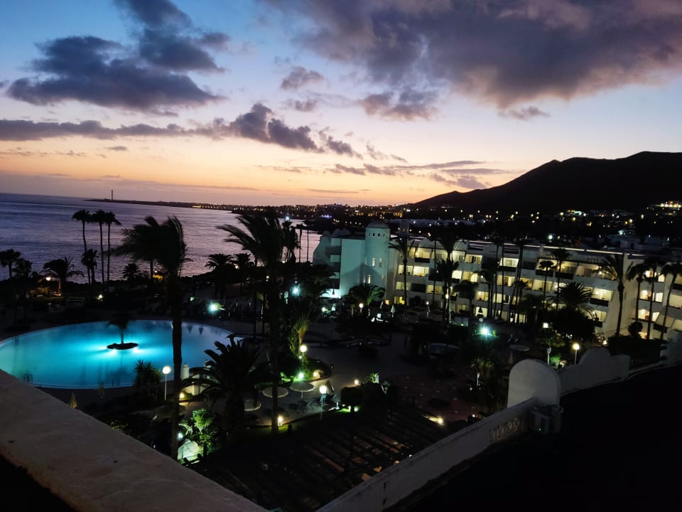 Außenansicht H10 Timanfaya Palace - Adults only