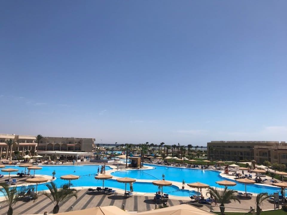 Pool Pickalbatros Royal Moderna Resort-Sharm El Sheikh