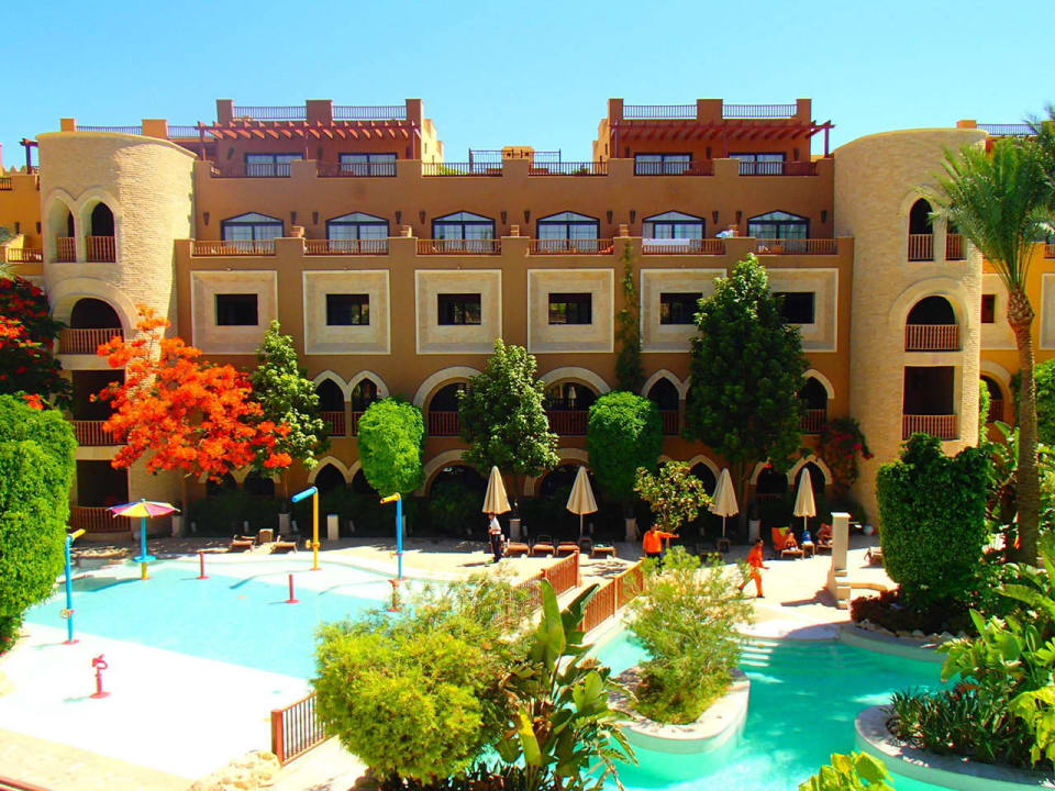 Территория отеля Grand Waterworld Makadi & Family Star Makadi