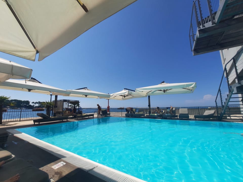 Pool BO Hotel Palazzo