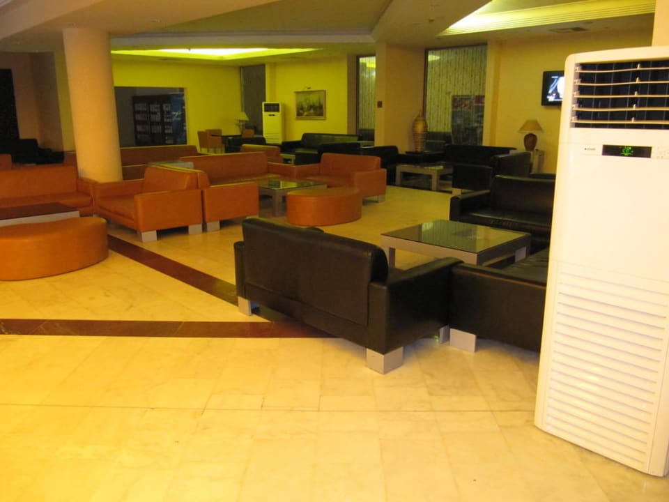 TV-Bereich Selge Beach Resort