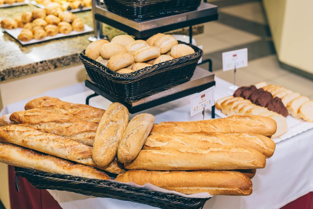 Gastro Grand Muthu Golf Plaza Hotel & Spa